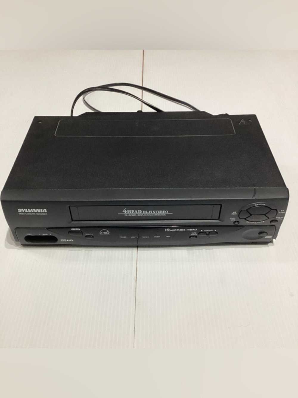 Sylvania 6261CVB 4-Head Hi-Fi 19 Micron VCR VHS Video Cassette Recorder